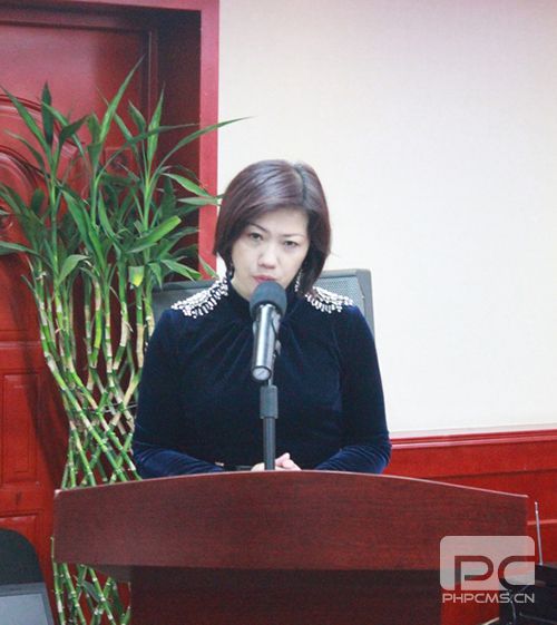 研修班班长包伟(江苏省扬州市曲艺团副团长)发言 研修班班长包伟(江苏省扬州市曲艺团副团长)发言